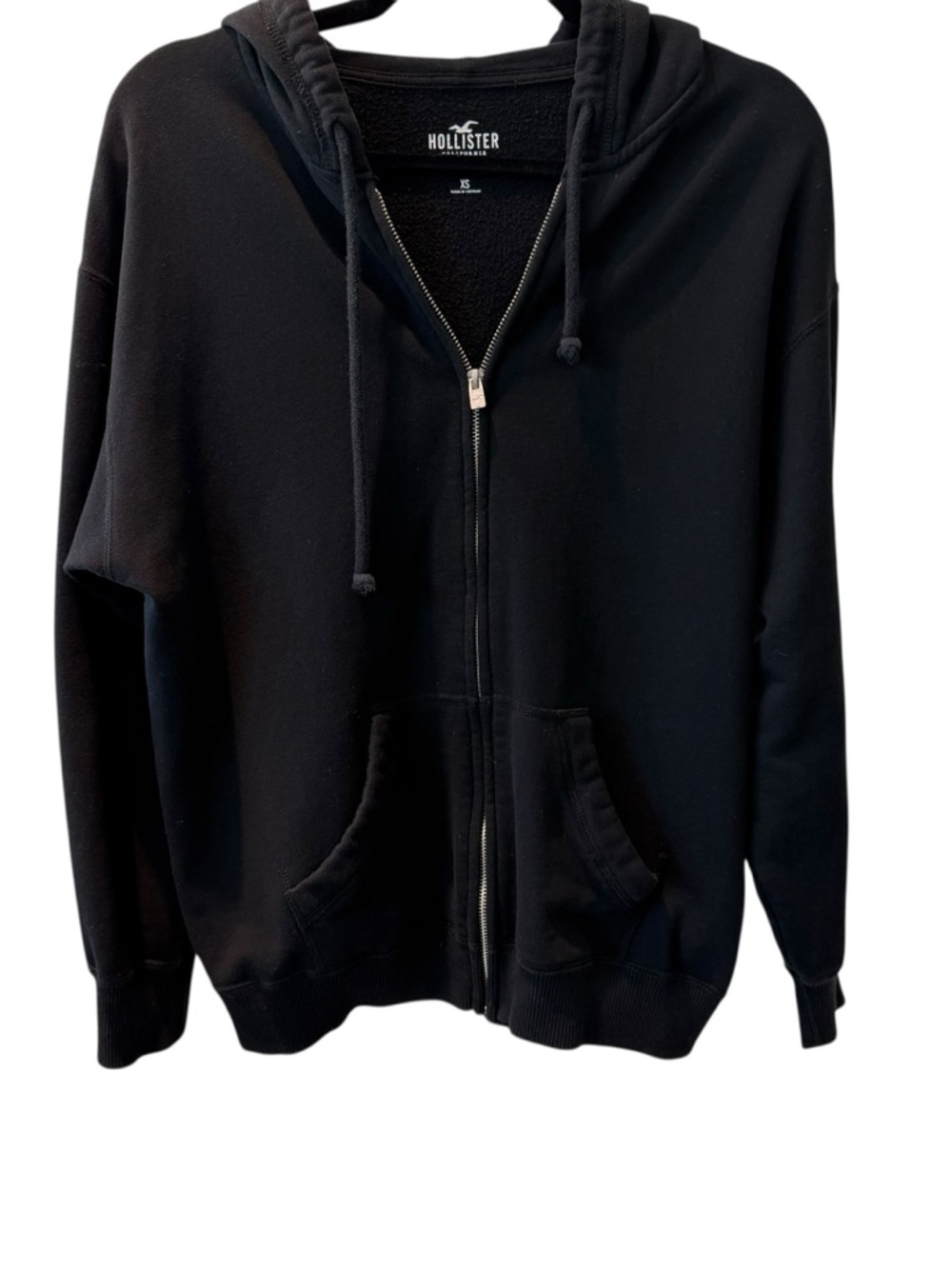 Hollister Men's Black Full-Zip Hoodie Sweater